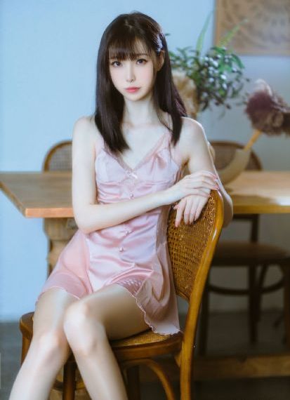 新来的女教师_BD日韩免费观看