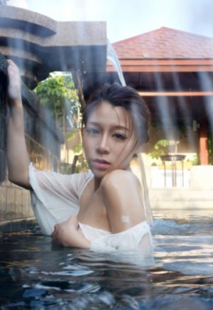 迷人的保姆在线播放_欧美成人在线