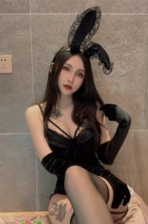 玛克辛在线观看美剧_4K免费全集观看