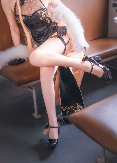 年轻的婶子_720韩国电影在线观看