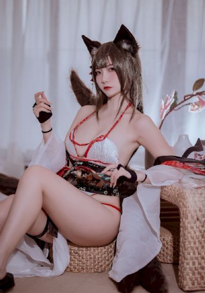 年轻大胸的老婆_蓝光电视剧在线观看