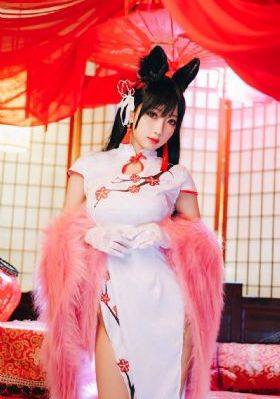 我学生的妈妈双字id6_JVID性感写真
